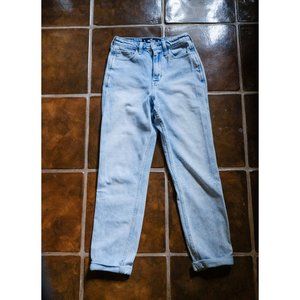 Hollister Light Wash High-Rise Mom Jeans